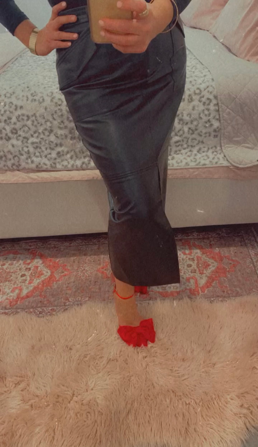 Faux Leather Midi skirt